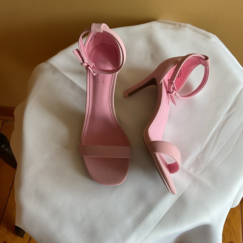Call It Spring Elegant Pink Women's Sandal Heels Size 8 NWOT